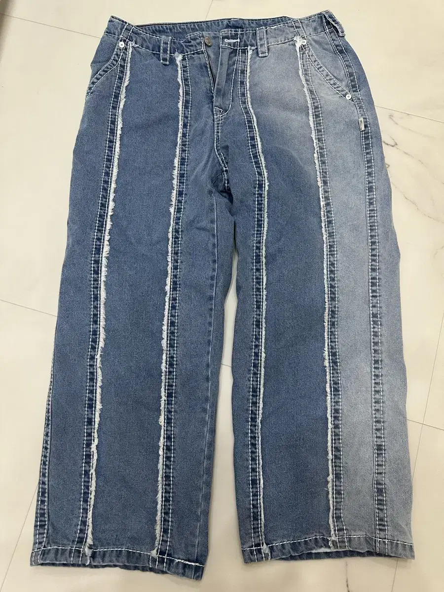 [XL]Truly Legion Scar Washed Denim Pants Truly Legion