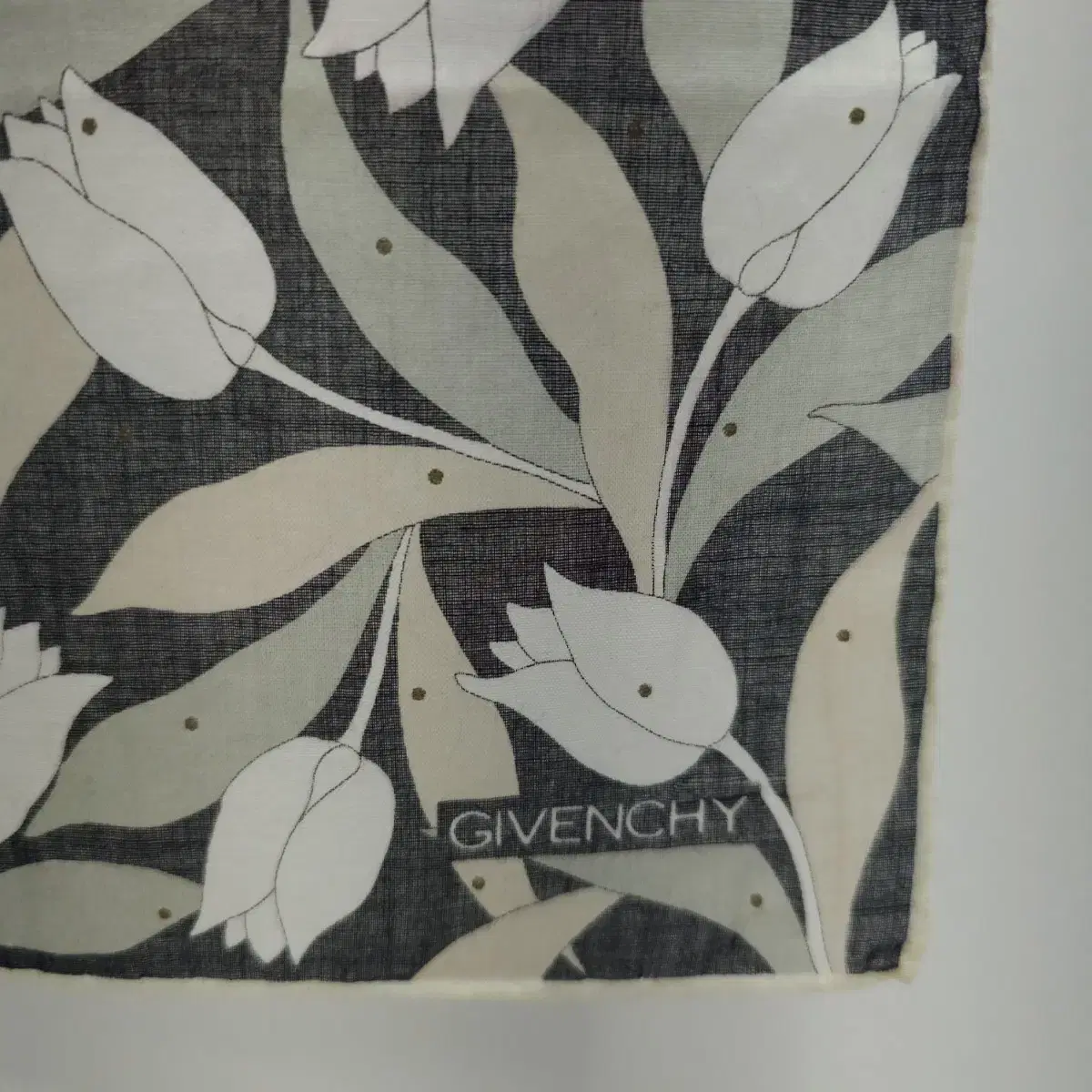 지방시 GIVENCHY 손수건