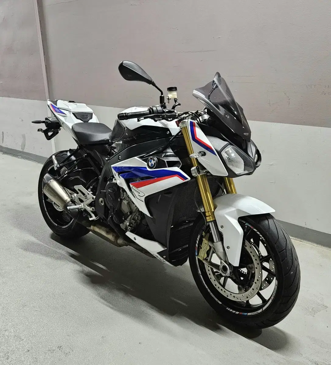 정비 끝낸 BMW S1000R 판매합니다