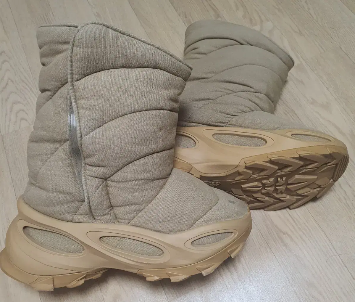 YEEZY e.ji NSLTD Insulated Boots Size 11