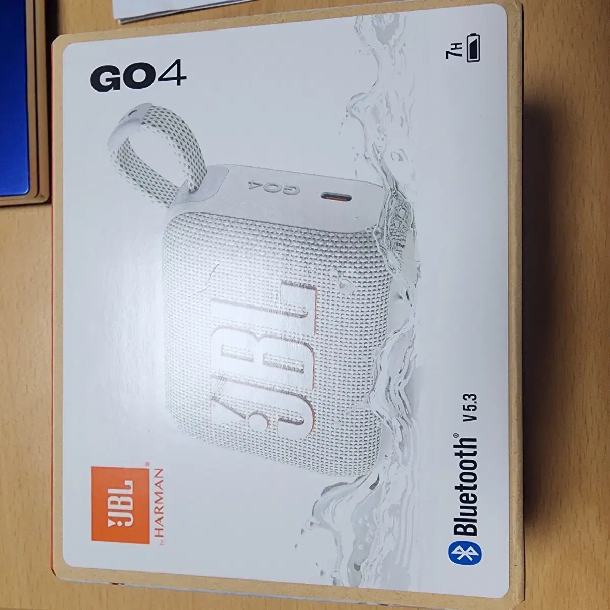 JBL Go4