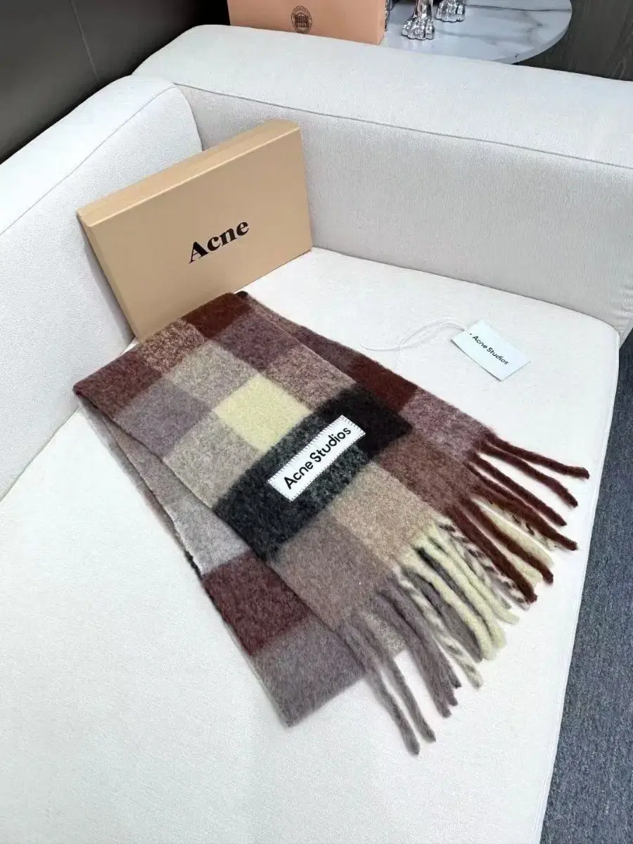 acne studios 겨울 보온 머플러 태슬 머플러