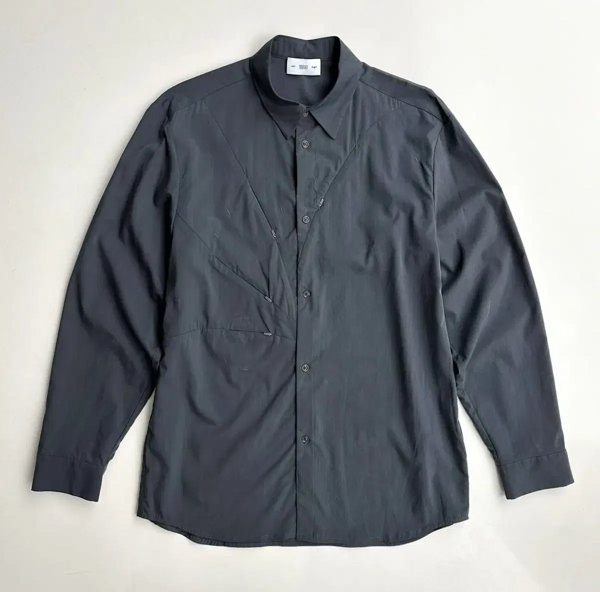 [L] 파프 5.1 SHIRT CENTER (CHARCOAL)