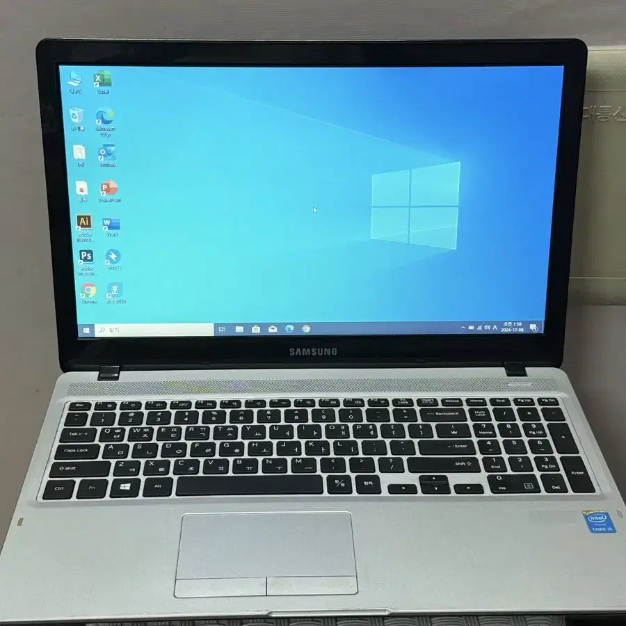 삼성 노트북 i5-5200U 8gb ram ssd250gb