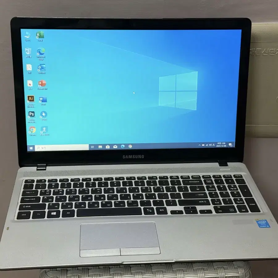 삼성 노트북 i5-5200U 8gb ram ssd250gb