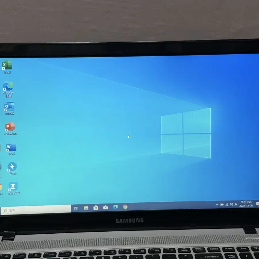 삼성 노트북 i5-5200U 8gb ram ssd250gb