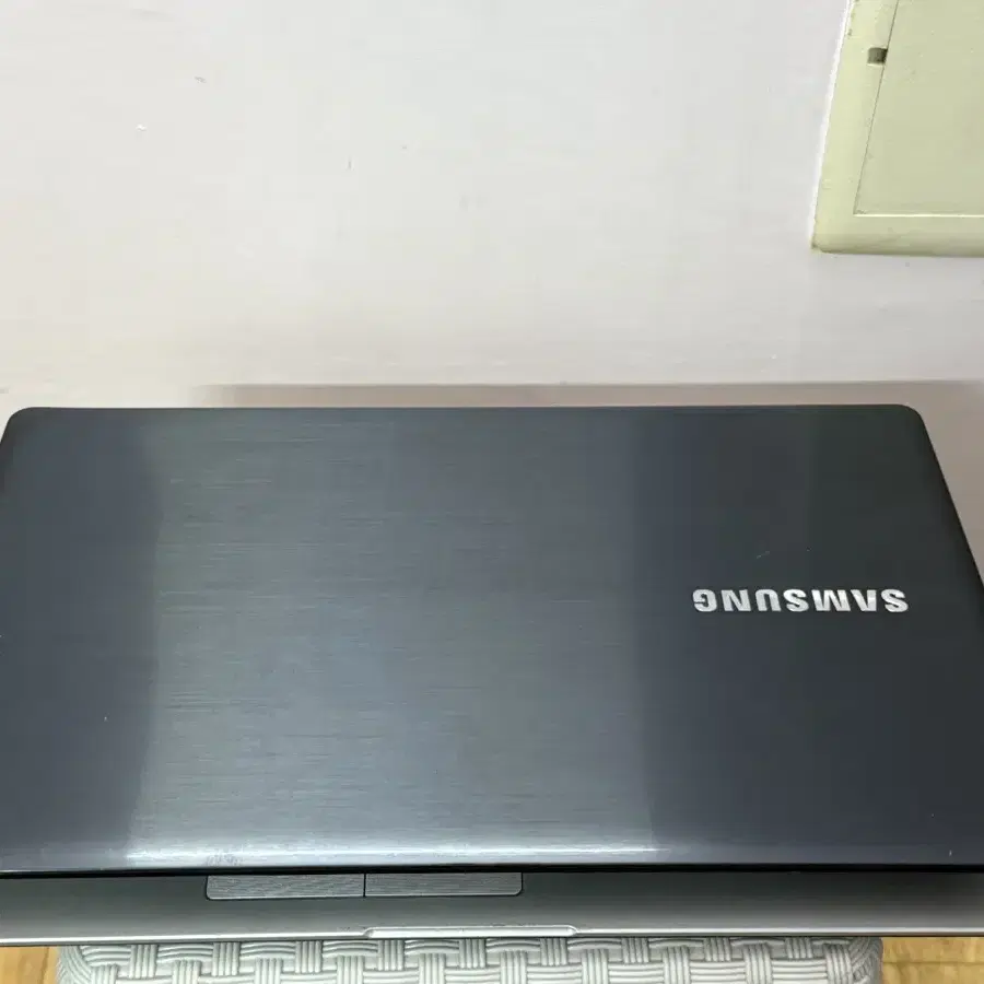 삼성 노트북 i5-5200U 8gb ram ssd250gb