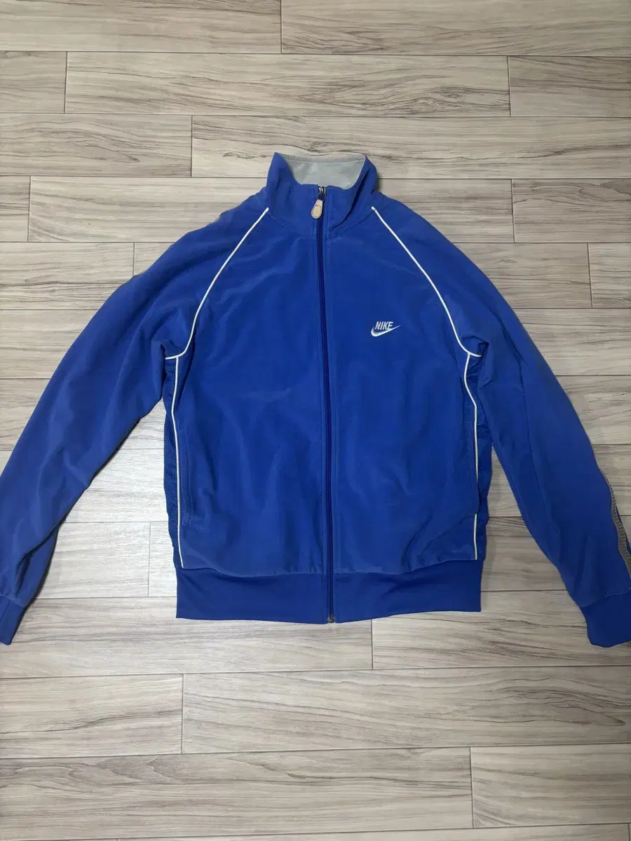 Nike Velvet Jersey L