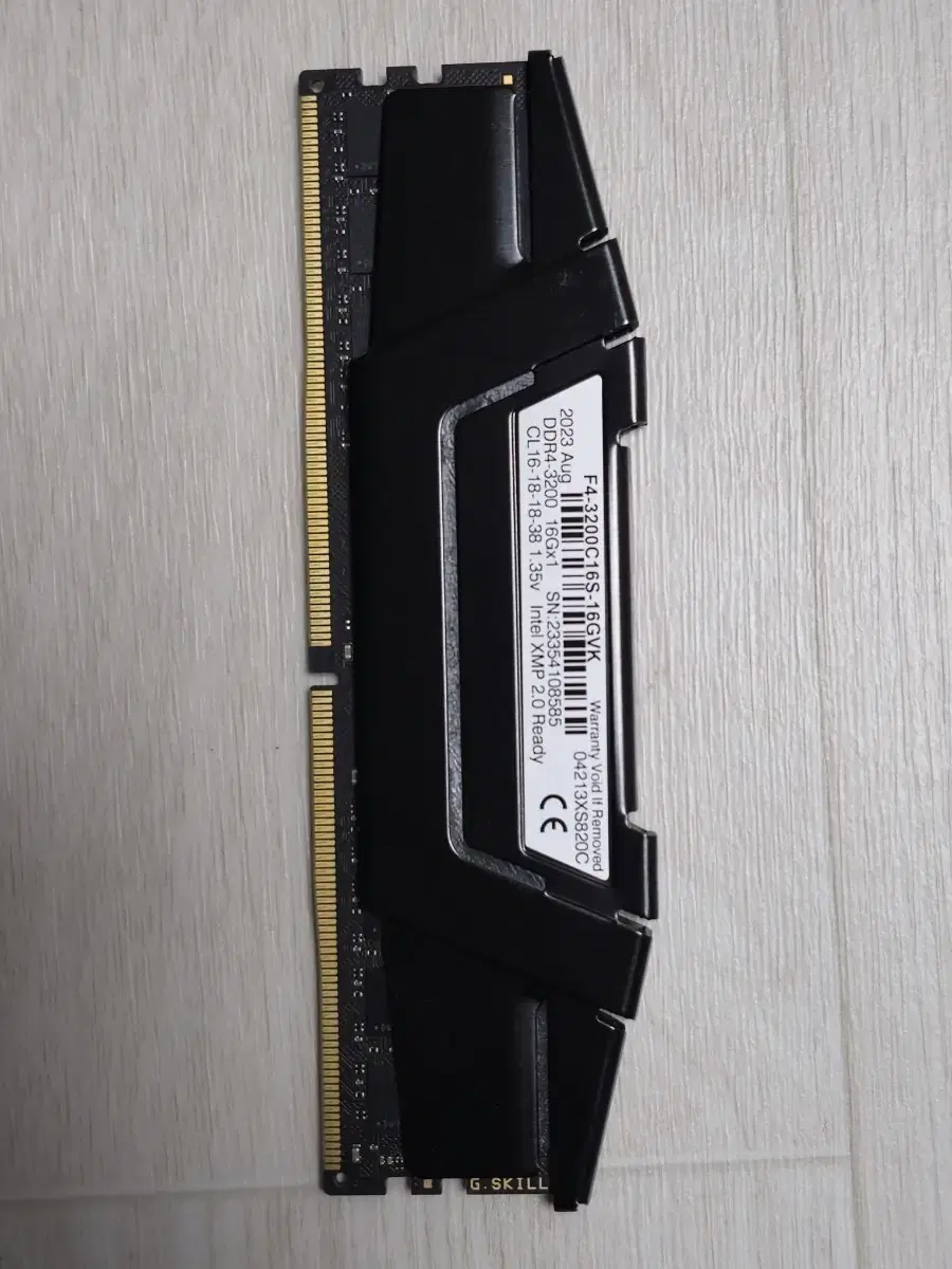 G.SKILL DDR4- 3200 CL16 (DDR4 3200 16G)