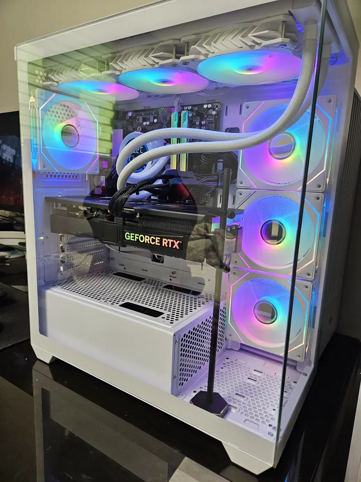 9800x3d, rtx4080 super 하이엔드급 본체