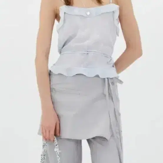 로우클래식 chiffon ruffle sleeveles S사이즈