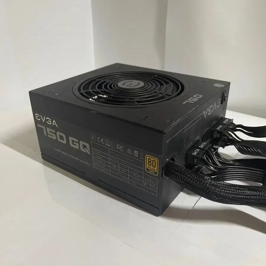 에브가(미국)EVGA 파워서플라이 750W 골드 등급