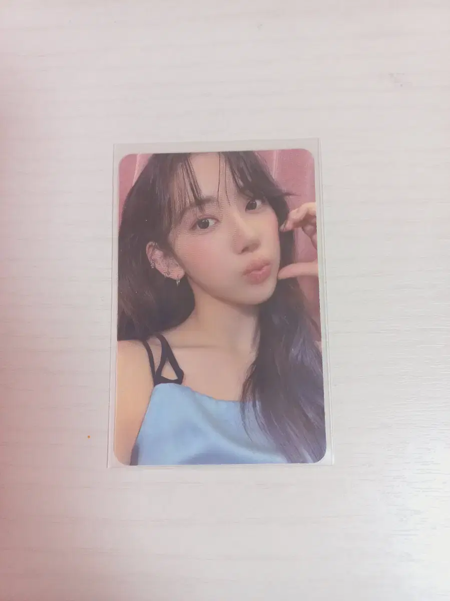 Le Sserafim sakura 2024 Season's Greetings Photo Card