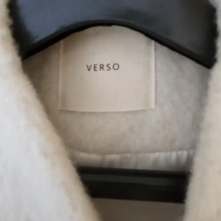 Verso 베르소 High neck Rounded Jacket