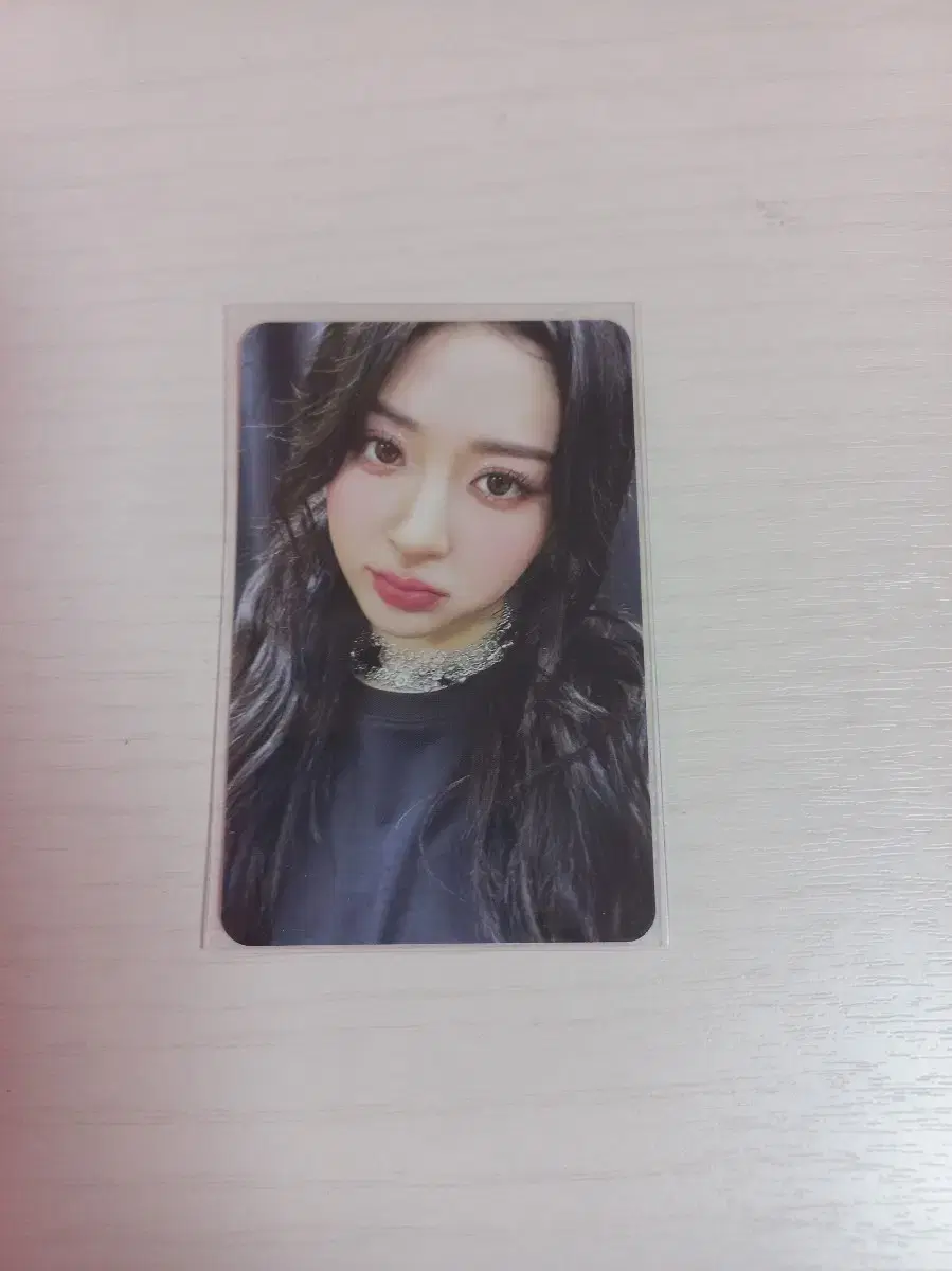 Le sserafim huh yunjin onda off photocard