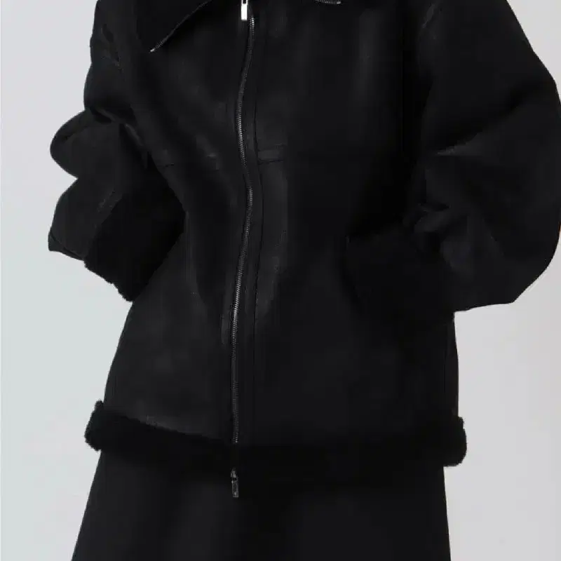 트리밍버드 22FW High Neck Zip-up Mustang 무스탕