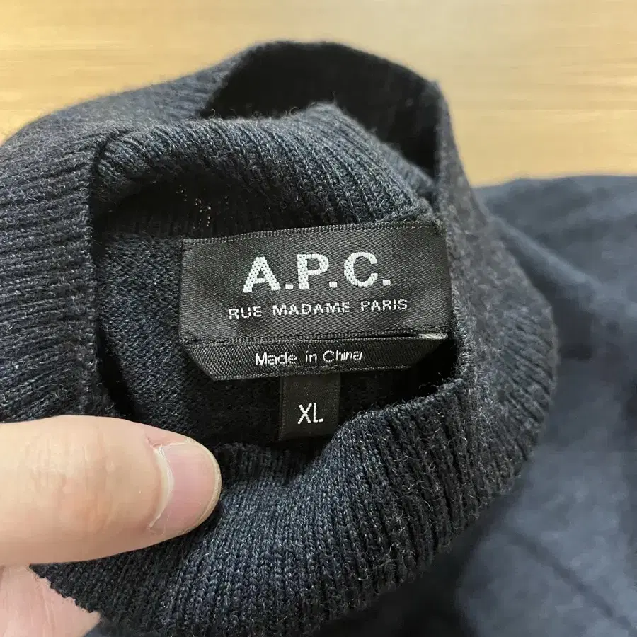 A.P.C. 아페쎄 메리노울 터틀넥 네이비 XL