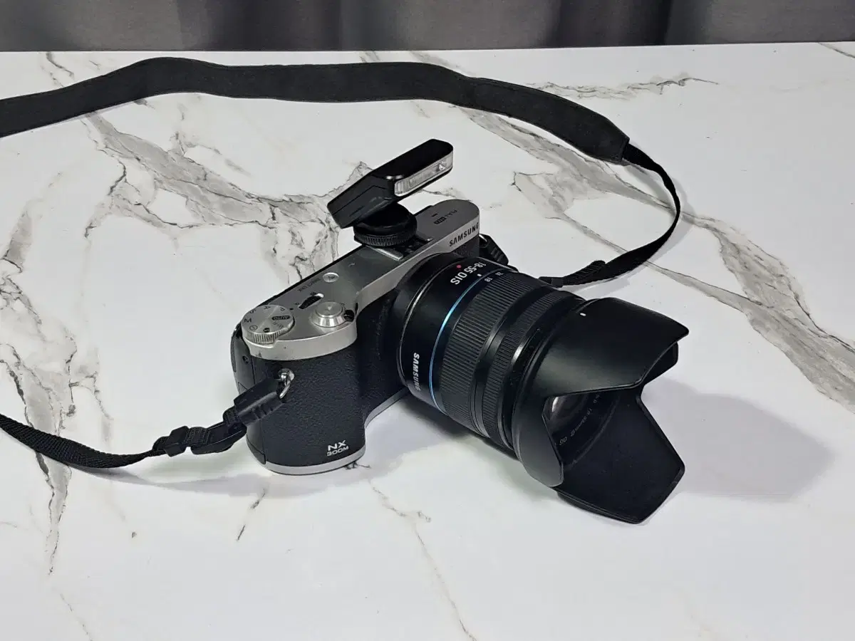 삼성 미러리스 카메라 NX300M /18-55mm 렌즈