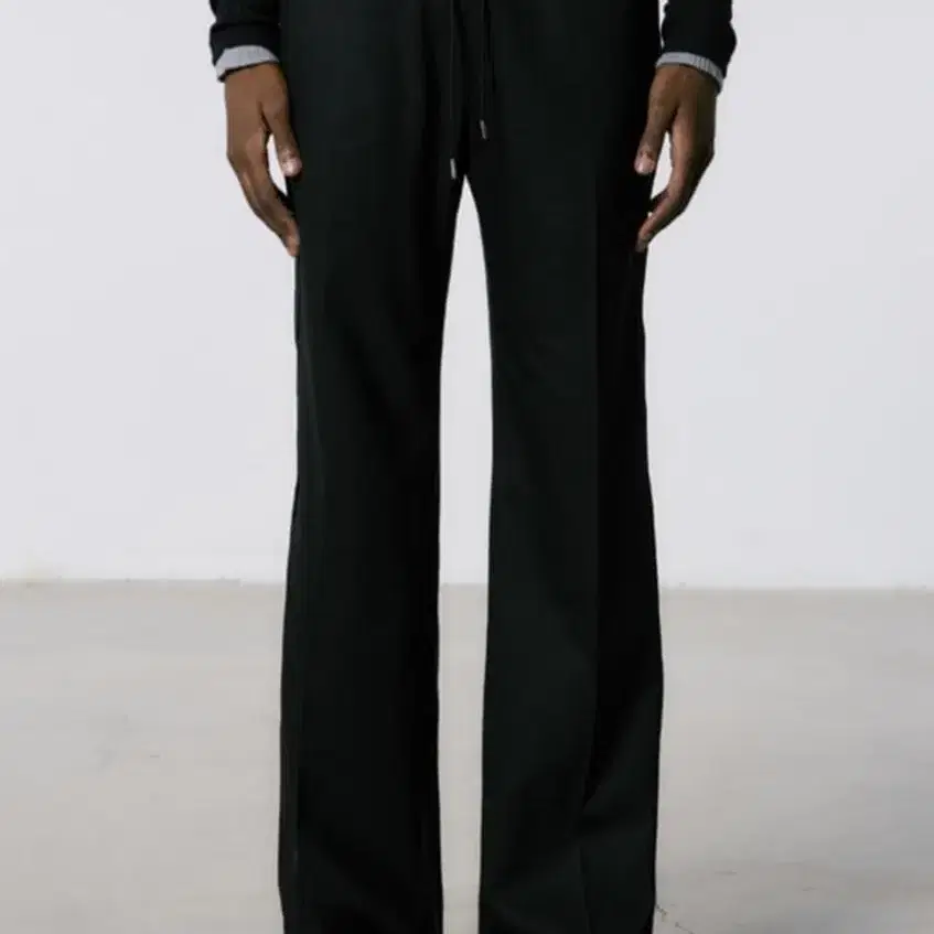 세비지 Leather Piping Track Pants - Black