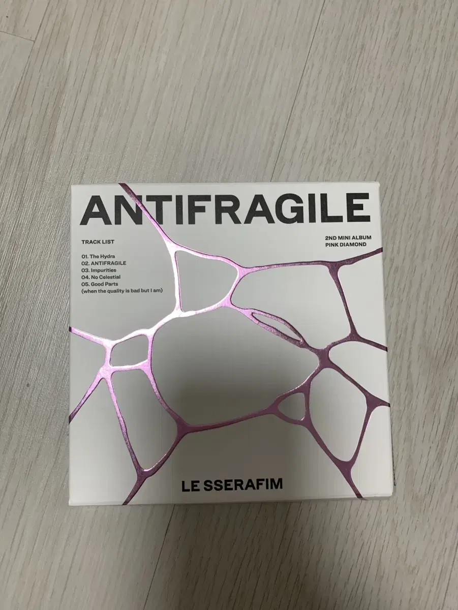 급처) 르세라핌 ANTIFRAGILE 사쿠라버전 개봉앨범