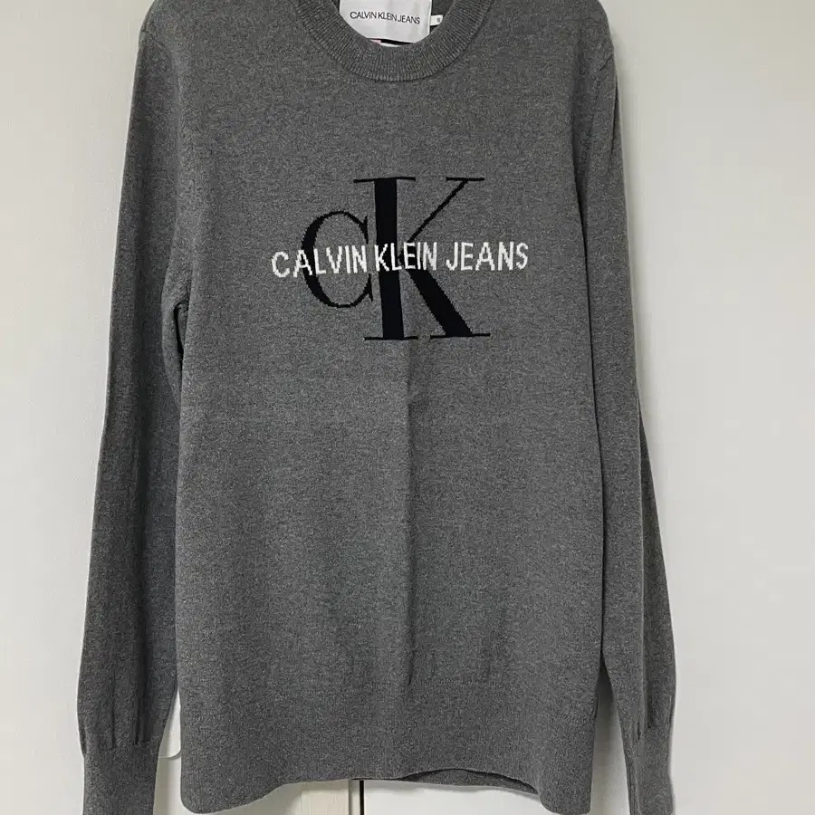 CALVIN KLEIN JEANS 캘빈클라인 진 모노그램 크루넥 스웨터