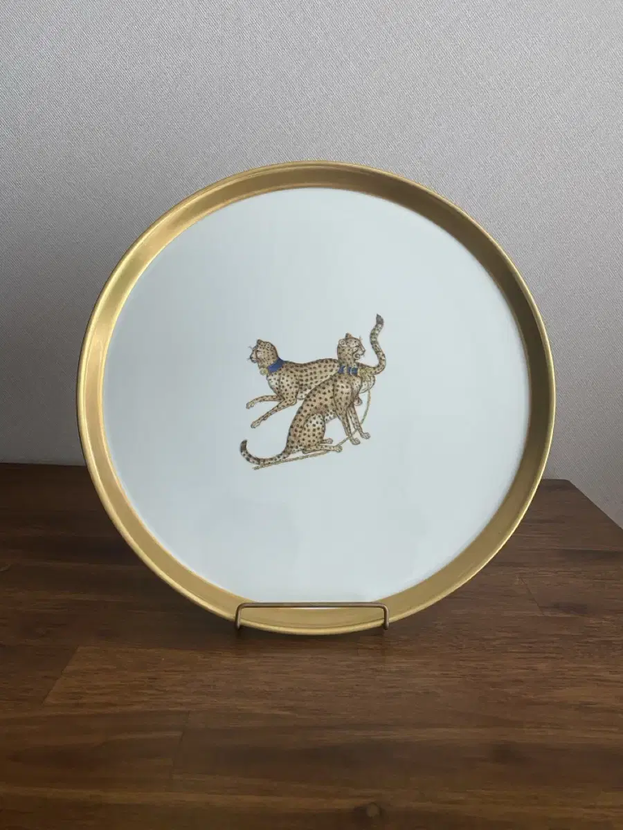 Porcelaine de Paris Round Tray