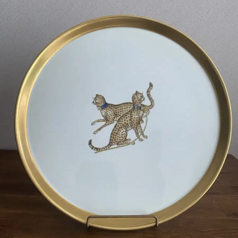 Porcelaine de Paris Round Tray