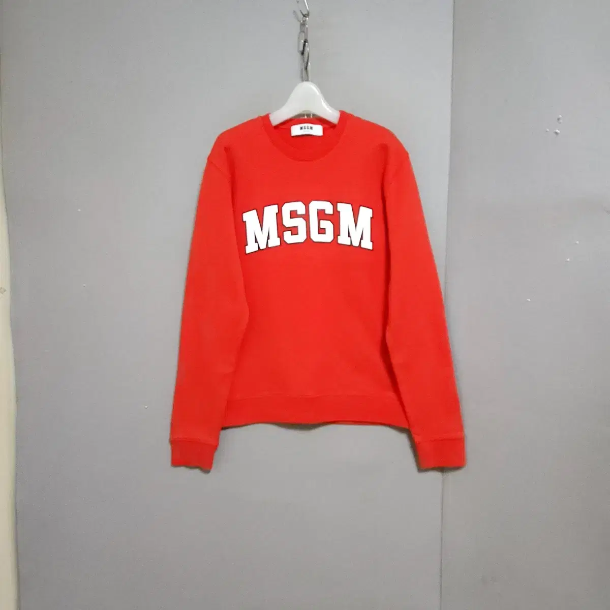 MSGM 안기모 레드 맨투맨 XS  n2866   애슐리상점