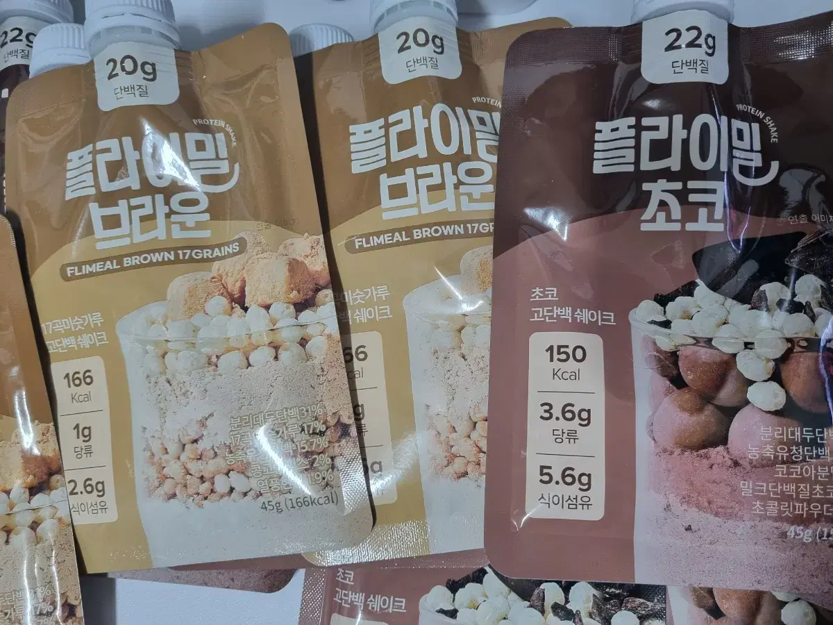 플라이밀 27팩 초코맛, 미숫가루맛