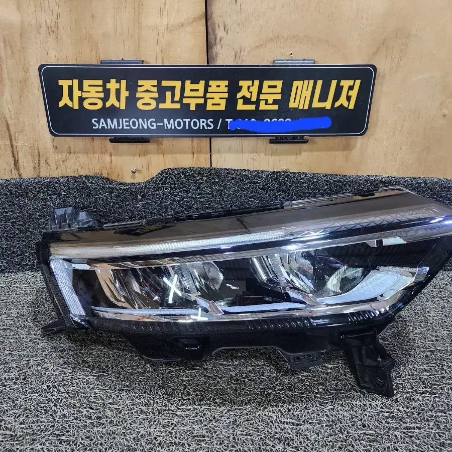 더뉴 QM6 LED 헤드라이트 우측 (조수석)