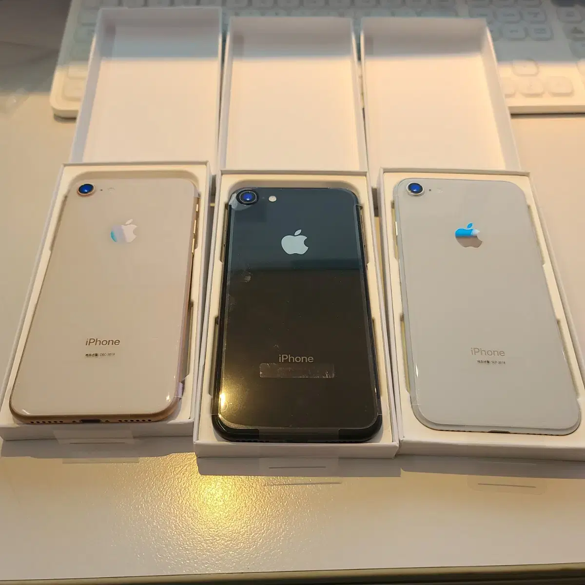 [Unused Refurbished] iPhone 8 64G Silver Gold Gray