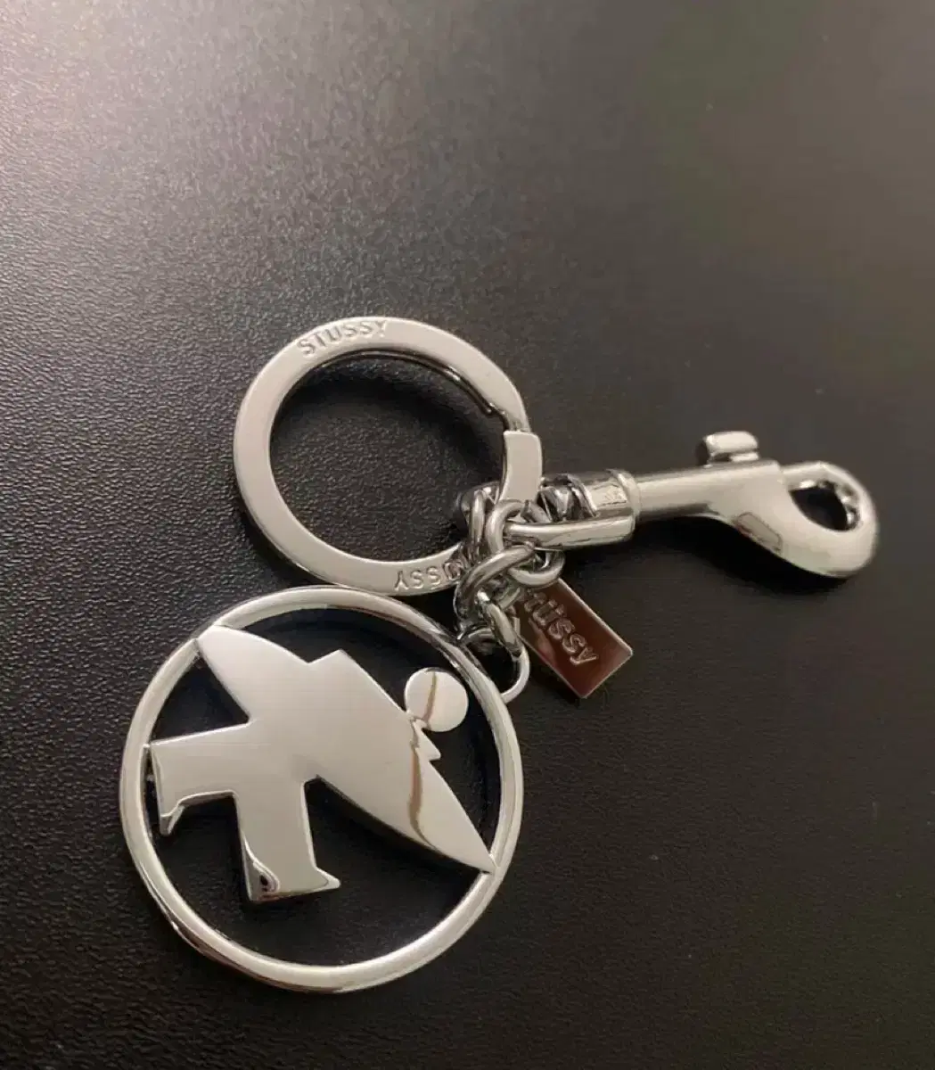 [Rapid Sale] Stussy Surfman Keychain Silver keyring zuu