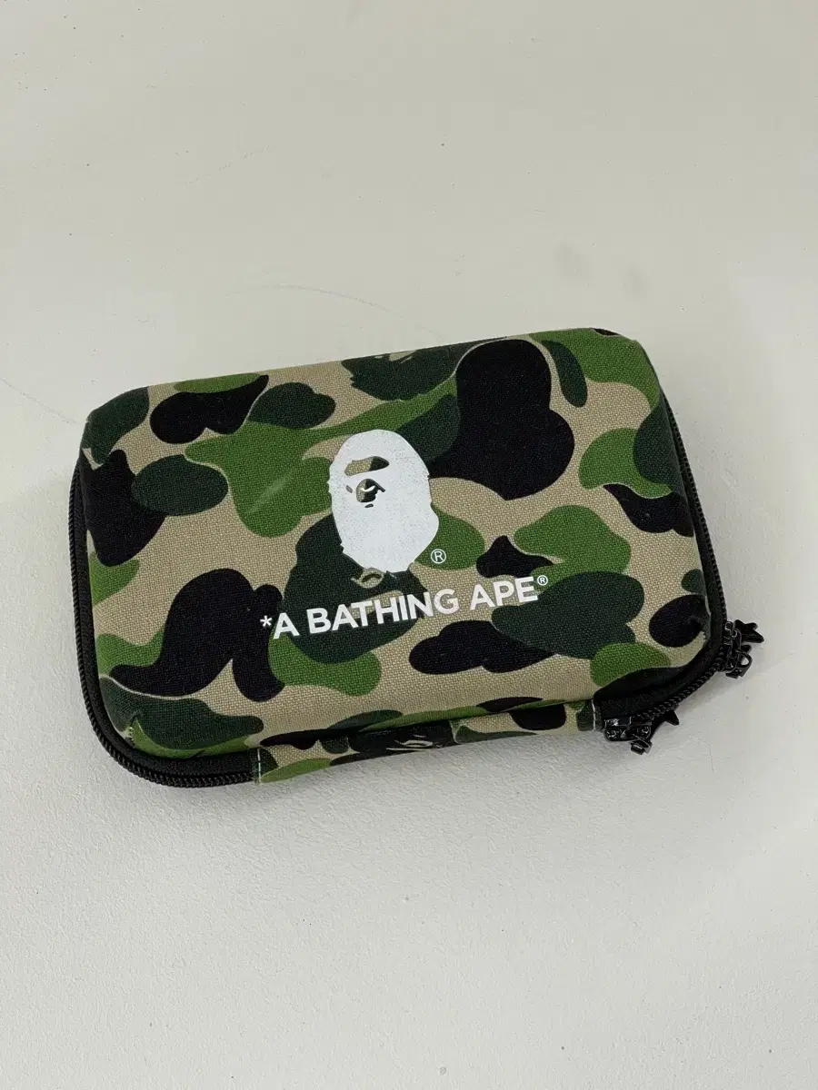 Bape 베이프 스토리지파우치 외장하드파우치