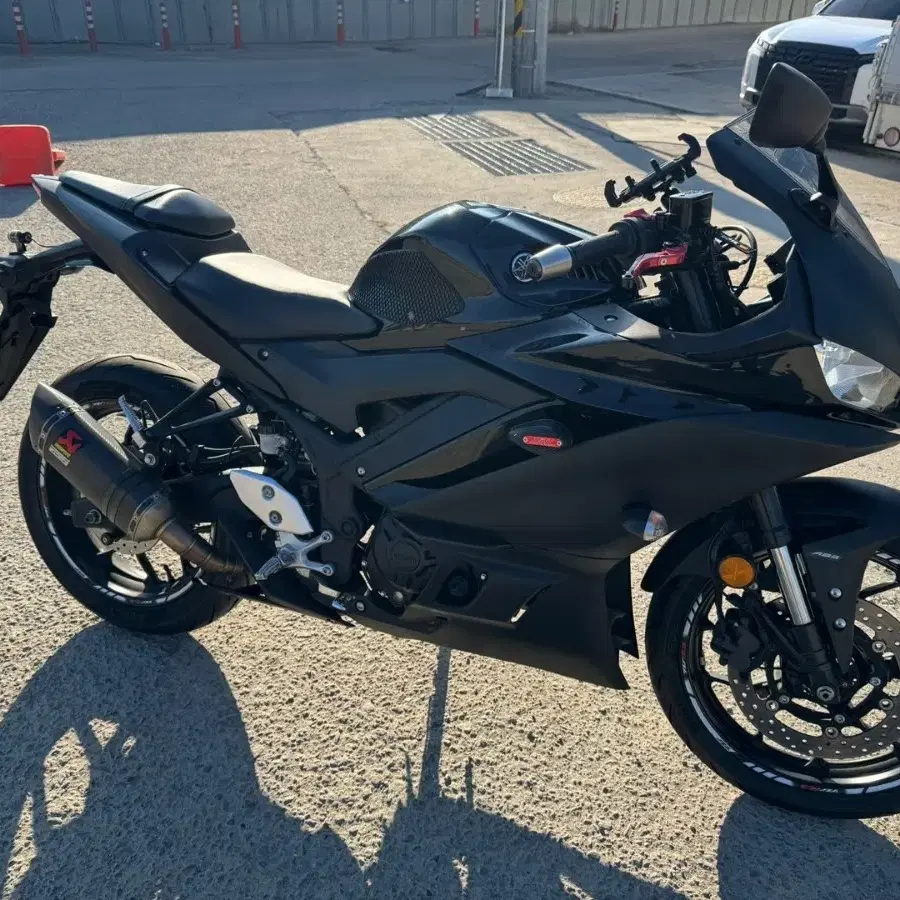 야마하 yzf r3 20년 abs 멧블랙 판매합니다