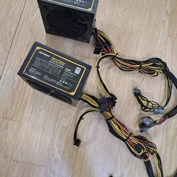 썬루트 700W 80PLUS스탠다드 230V EU 중고파워/