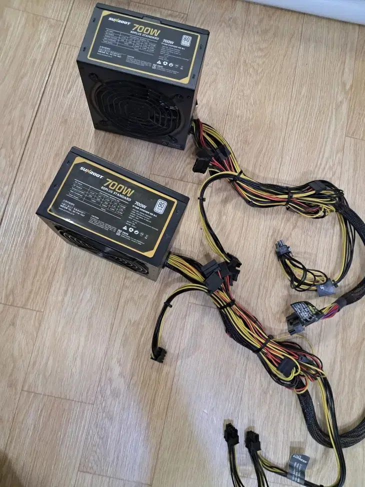 썬루트 700W 80PLUS스탠다드 230V EU 중고파워/