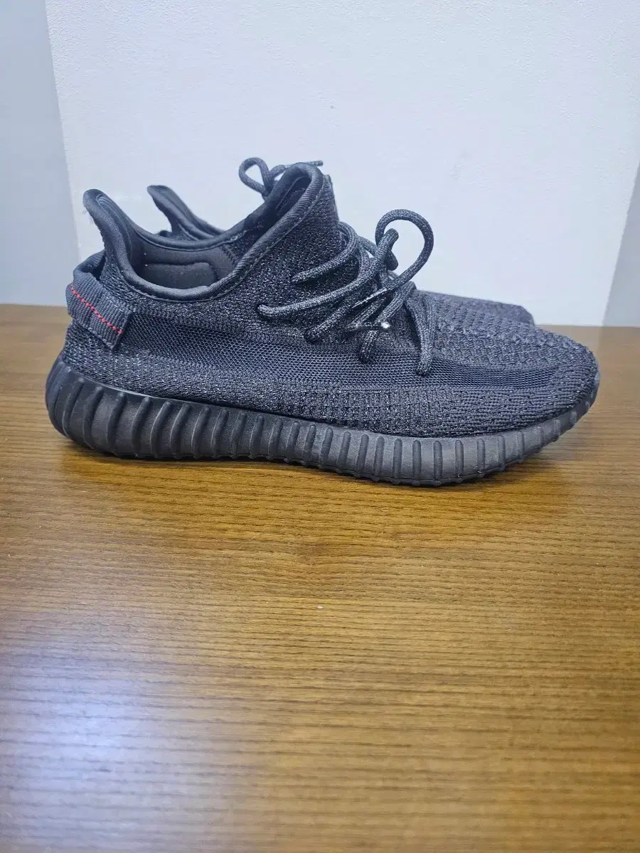 이지부스트 350 v2 블랙 논리플렉티브 | 브랜드 중고거래 플랫폼, 번개장터