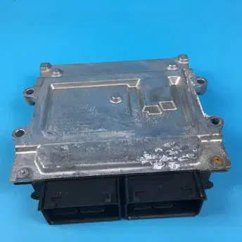 볼보 S60 V40 ECU 모듈 31452623 자동차중고부품