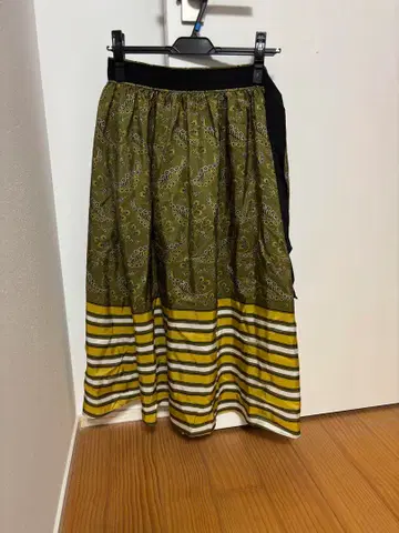 바네사 브루노 스커트 미사용 새상품