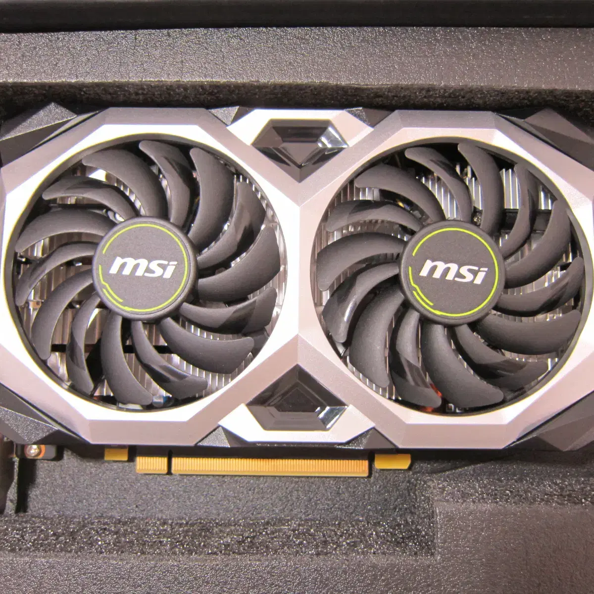 MSI GTX 1660 Ti 벤투스 S OC D6 6GB