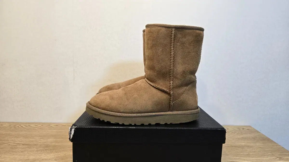 [240] 어그 UGG 클래식 숏2 체스트넛