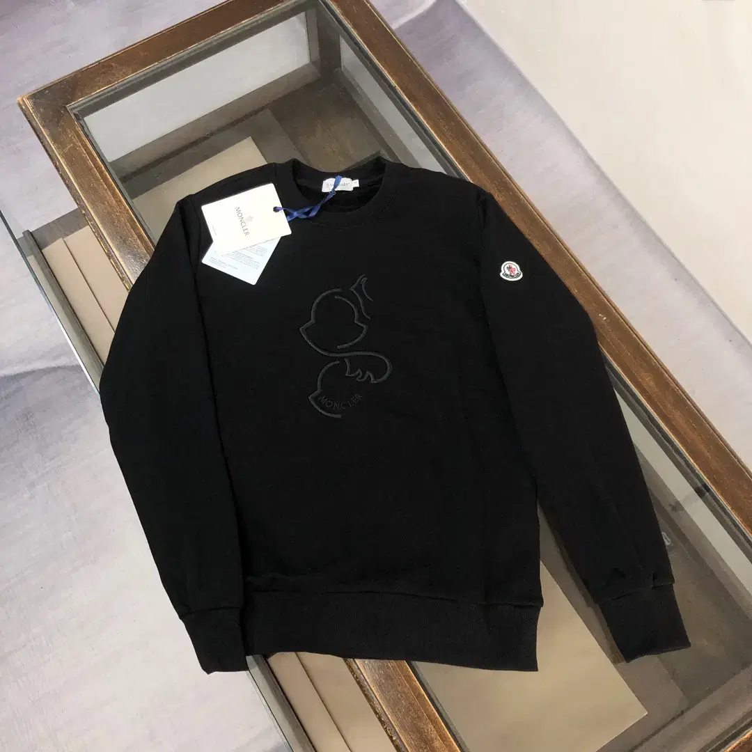 Moncler men's embroidery gaeul winter black knit top