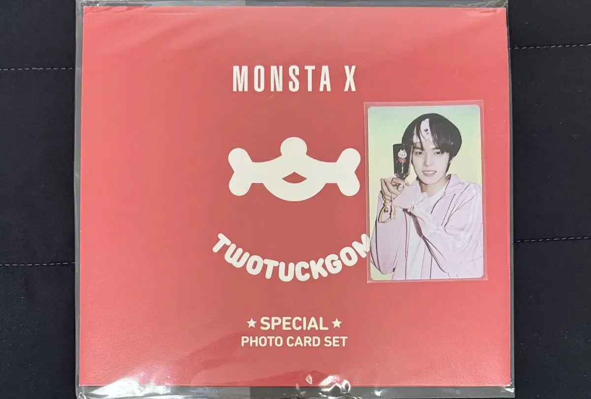 몬스타엑스 민혁 투턱곰 스폐셜 포토카드 세트