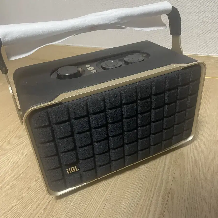 JBL 어센틱 300 블루투스 스피커