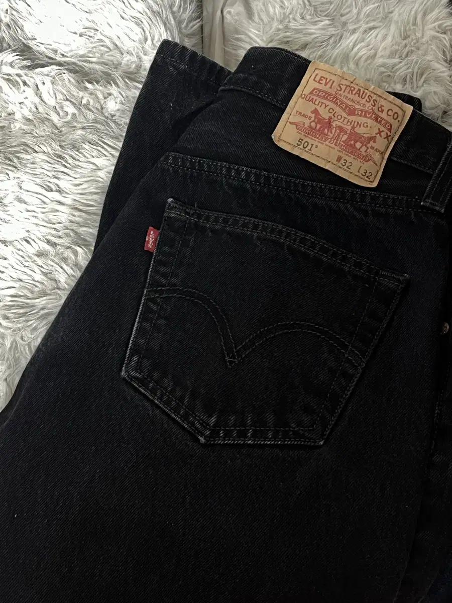 vintage levis 501