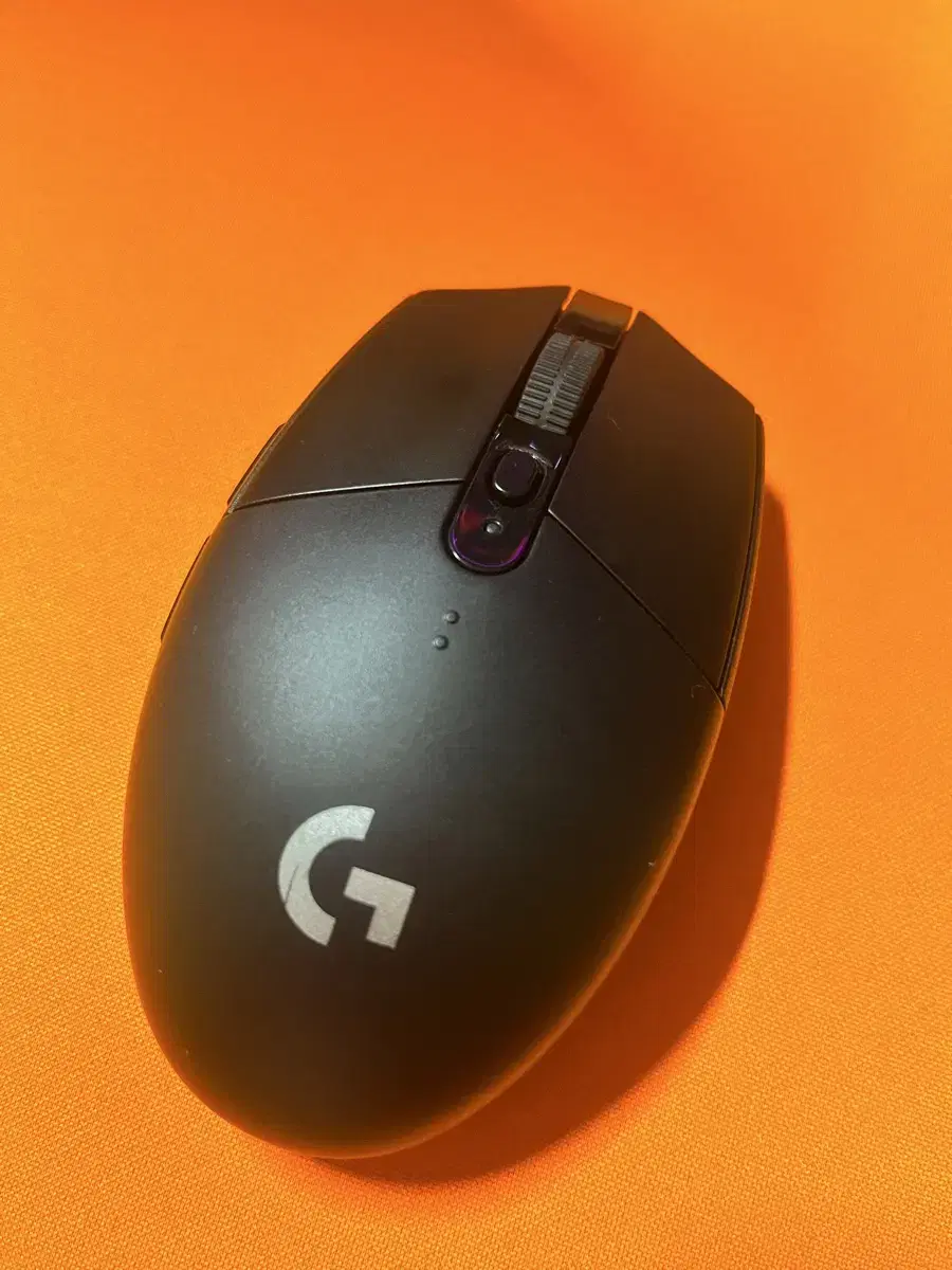 로지텍 g304