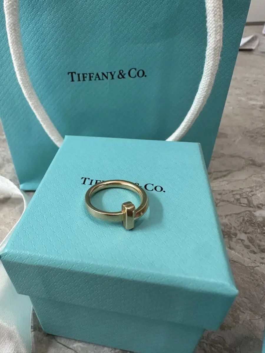 Tiffany T1 Ring (Rose Gold)