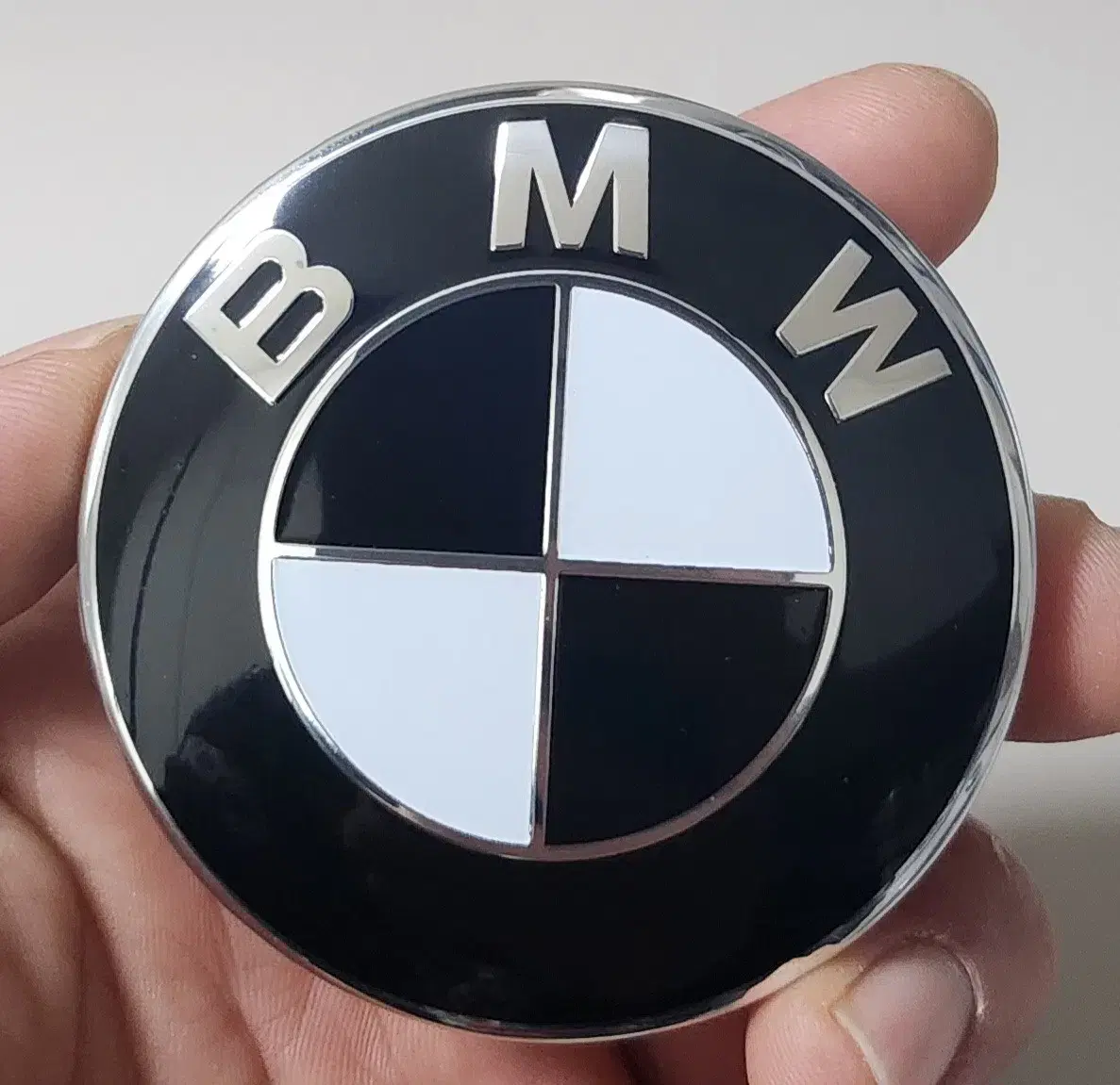 BMW 68MM 블랙색상 휠캡 판매(정품X)