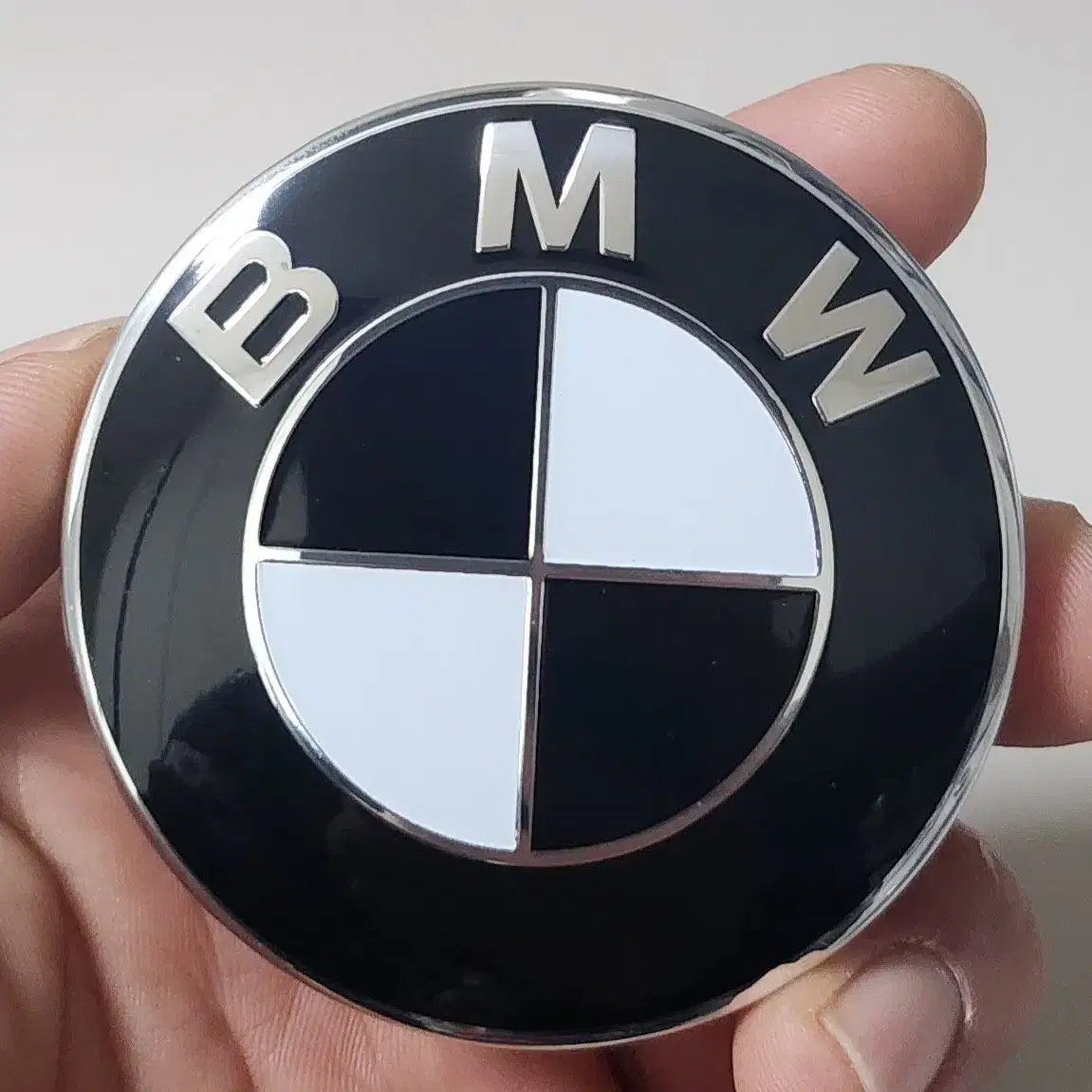 BMW 68MM 블랙색상 휠캡 판매(정품X)