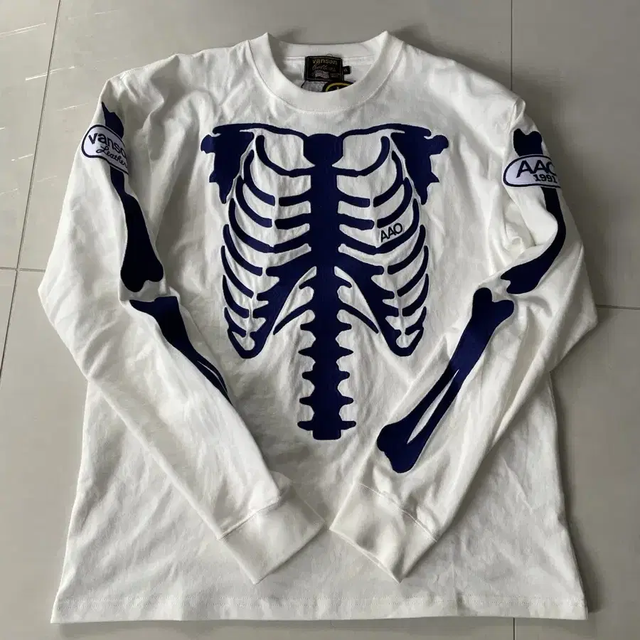 AAO X vanson REAL BONE LONG SLEEVE